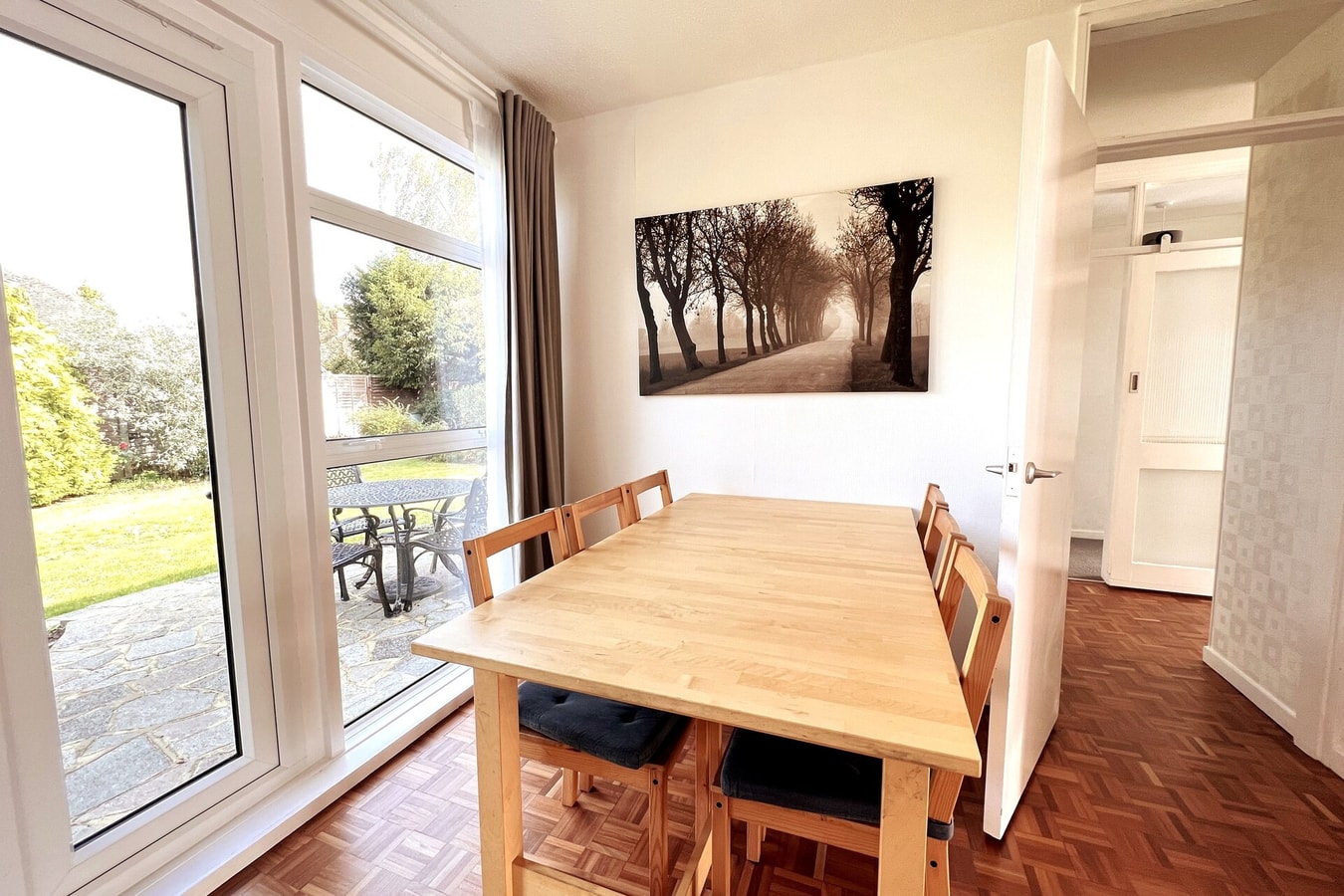 Spacious Family Bungalow with Garden for up to 7 7 Hello Guest