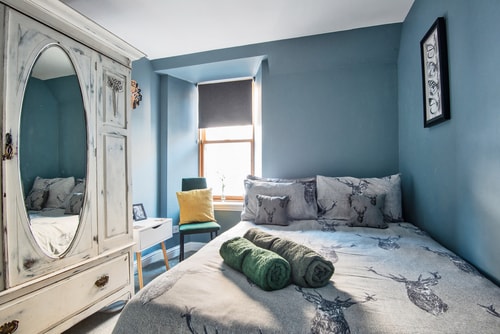 Charming 2 Bedroom Flat in the Heart of Kirriemuir 22 Hello Guest