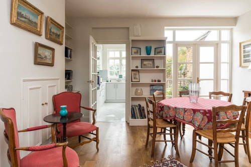 Charming 2BD House with Garden in Hammersmith 4 Hello Guest