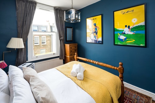 Elegant and Peaceful 2BD apt - Barons Court/London 5 Hello Guest