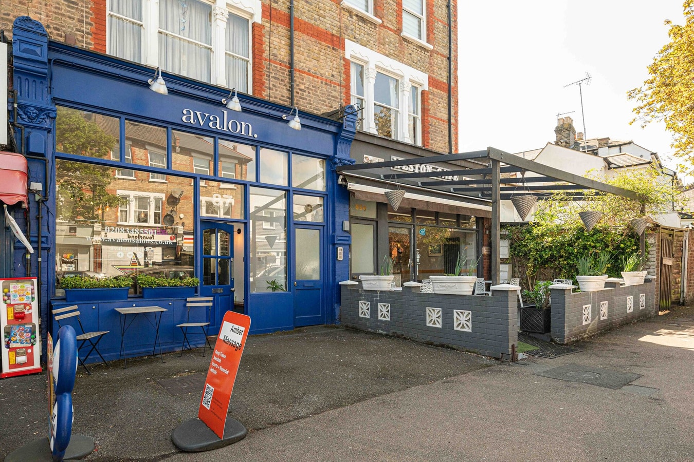 Stylish Crouch End 2B2B Flat - Sleeps 4 32 Hello Guest