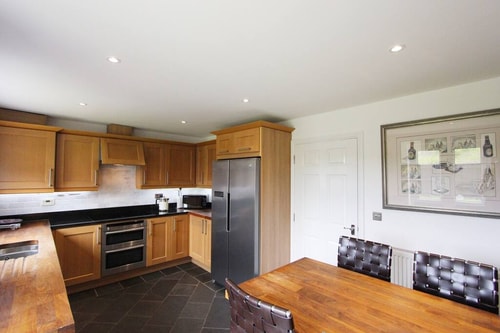 Immaculate 4BD Family Home in Lee on the Solent 4 Hello Guest