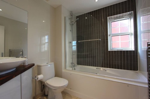 Immaculate 4BD Family Home in Lee on the Solent 25 Hello Guest