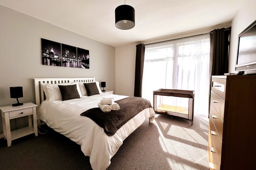 Spacious Family Bungalow with Garden for up to 7 0 Hello Guest