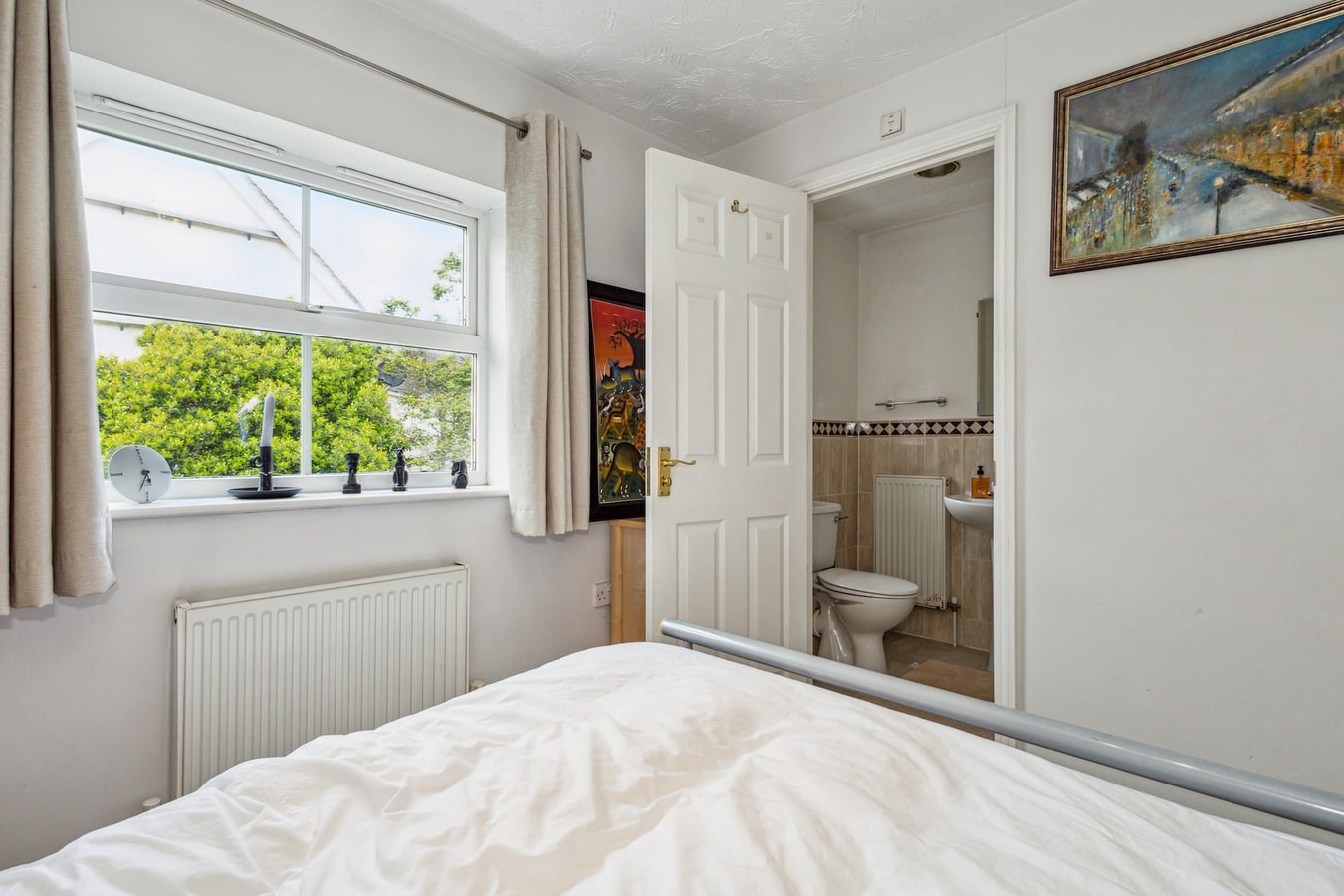 Urban Oasis - Modern 2B/2B Retreat Near Nature 7 Hello Guest