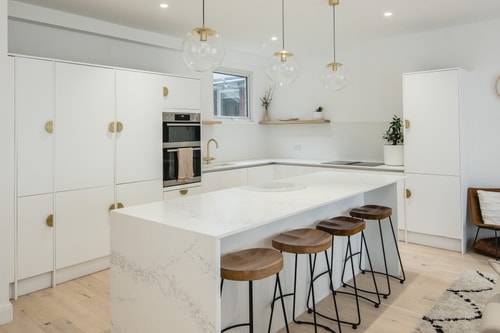 Elegant 2 Bedroom Apartment in Fulham 11 Hello Guest