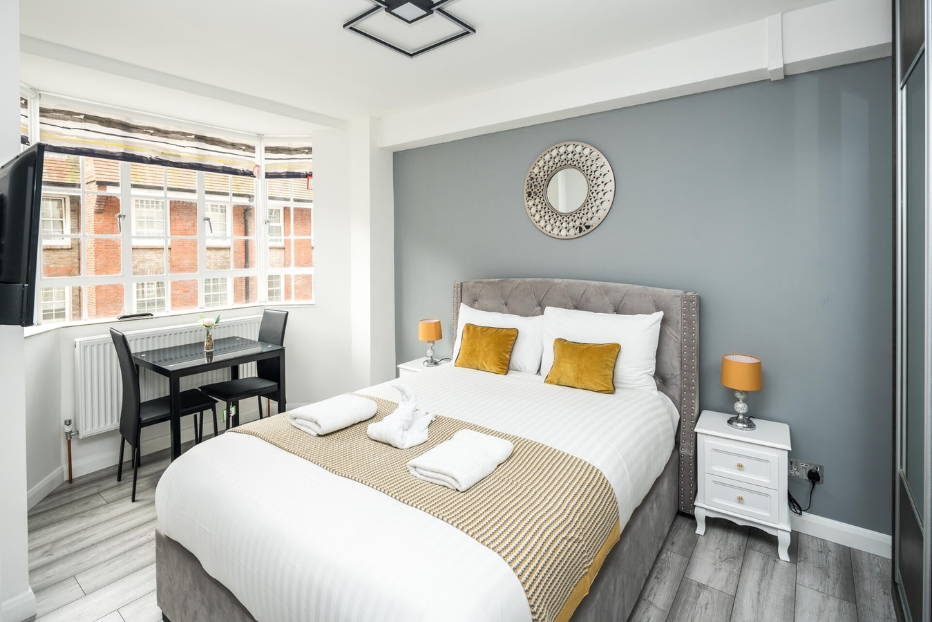 NEW Sleek & Modern Studio in the Heart of Chelsea 6 Hello Guest