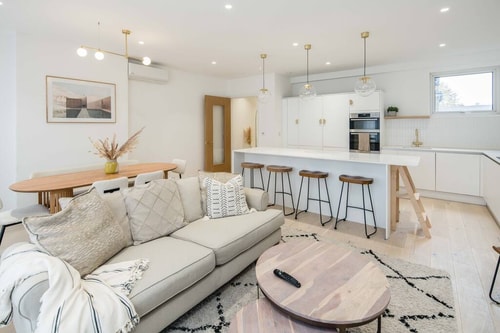 Elegant 2 Bedroom Apartment in Fulham