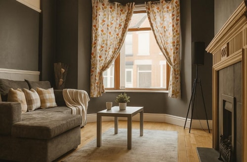 Spacious 5BR Wallasey Home with Garden