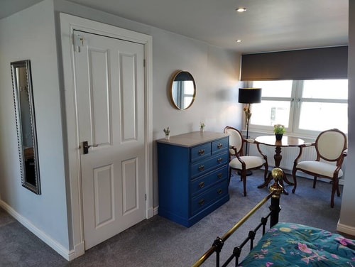 Fabulous 2BD Maisonette Dunfermline, Fife 10 Hello Guest