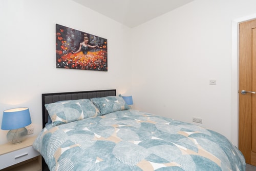 Central Southampton Flat 12 Hello Guest