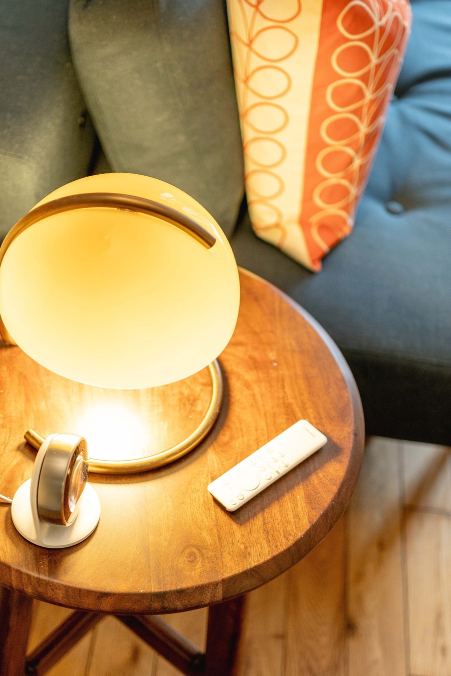 Serene Garden Flat - Steps from Tower Bridge 23 Hello Guest