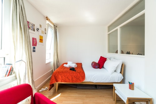 Bright & Cosy Studio Close to Central London 8 Hello Guest