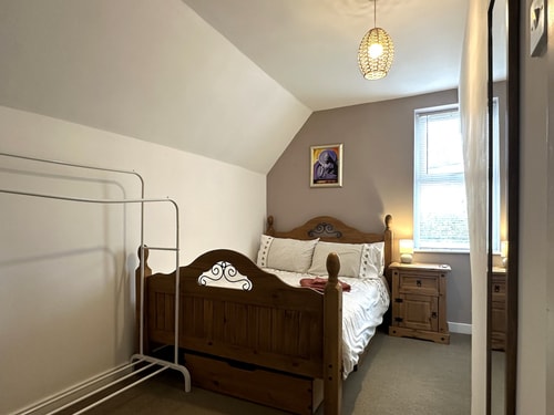 Bright Seaside Apartment with Stunning River Views 20 Hello Guest