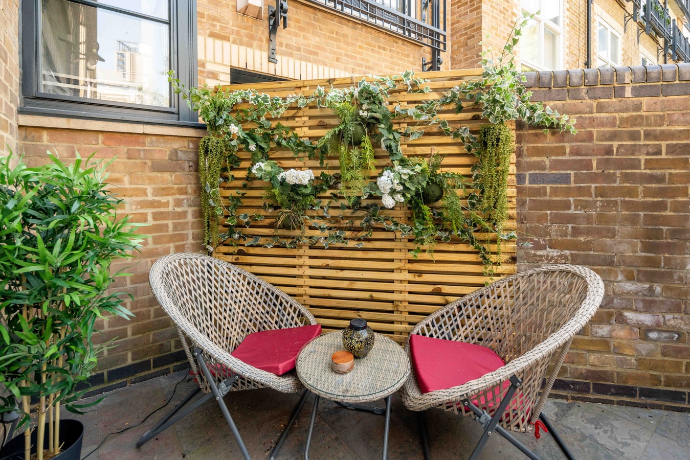 Serene Garden Flat - Steps from Tower Bridge 31 Hello Guest