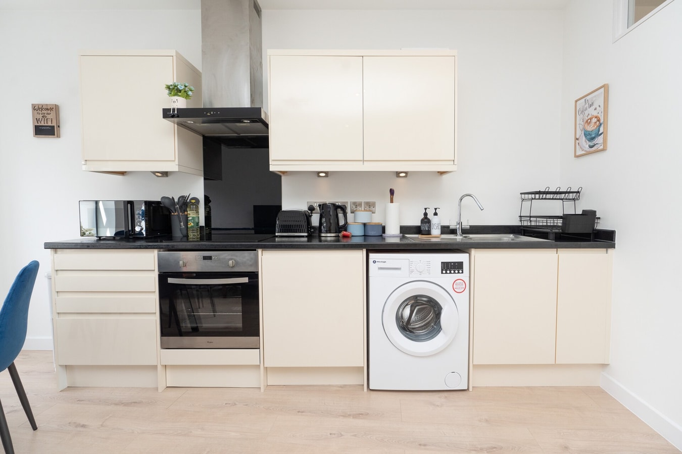 Central Southampton Flat 6 Hello Guest