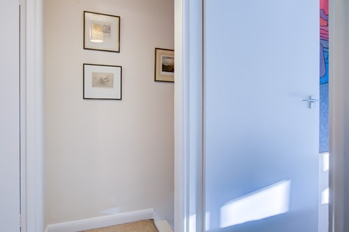 Charming Hilltop Cottage with Panoramic Views 11 Hello Guest