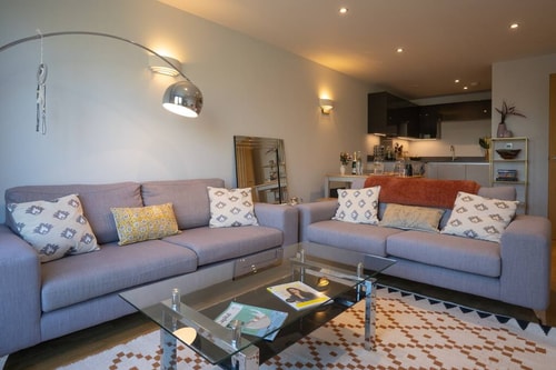 Surrey Hills Escape: Riverside Walks & Quick Links 1 Hello Guest