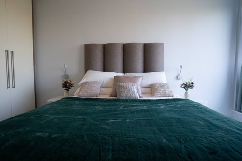 Surrey Hills Escape: Riverside Walks & Quick Links 10 Hello Guest