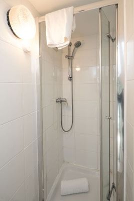 Quirky & Cosy 2BD Mews Flat in Paddington 7 Hello Guest