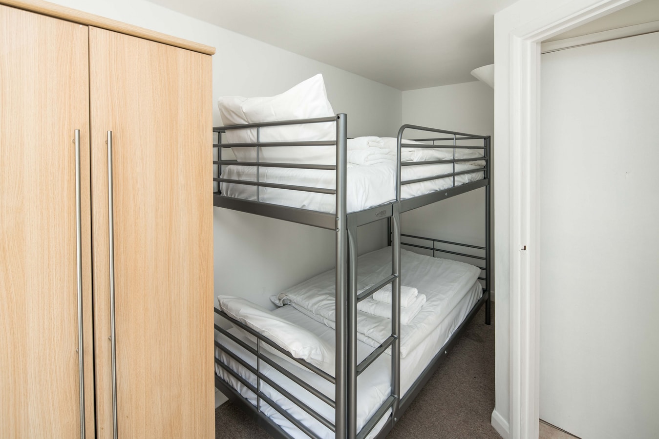 Quirky & Cosy 2BD Mews Flat in Paddington 8 Hello Guest