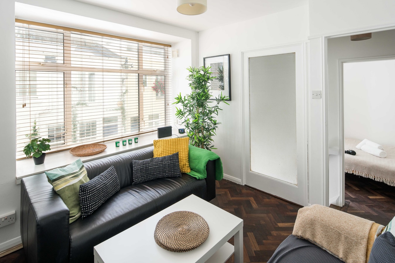 Quirky & Cosy 2BD Mews Flat in Paddington 17 Hello Guest