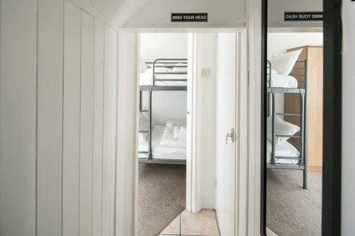 Quirky & Cosy 2BD Mews Flat in Paddington 24 Hello Guest