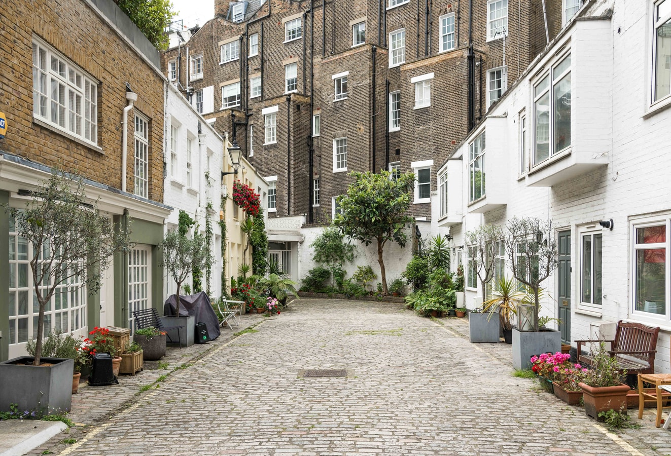 Quirky & Cosy 2BD Mews Flat in Paddington 28 Hello Guest