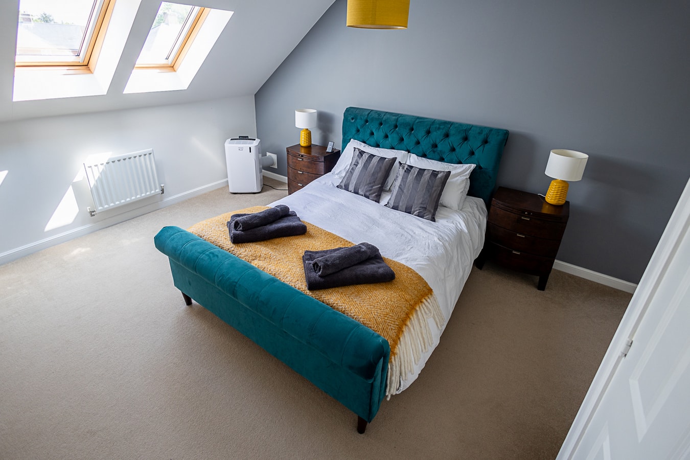 Spacious 4BD Home with Patio garden, BBQ & Parking 20 Hello Guest