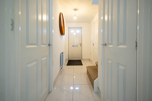 Spacious 4BD Home with Patio garden, BBQ & Parking 28 Hello Guest