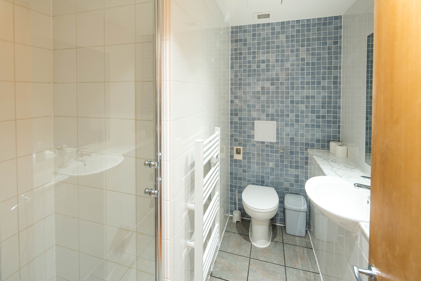 Superfast Broadband 2BD City Flat Farringdon 14 Hello Guest