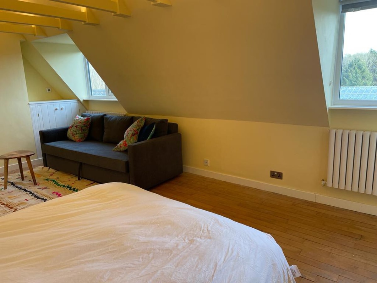 Unique 5BD Farm House Perfect for Relaxing 12 Hello Guest