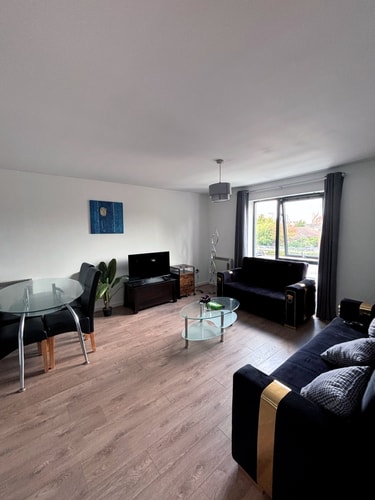 2BR Manchester Apartment near Old Trafford