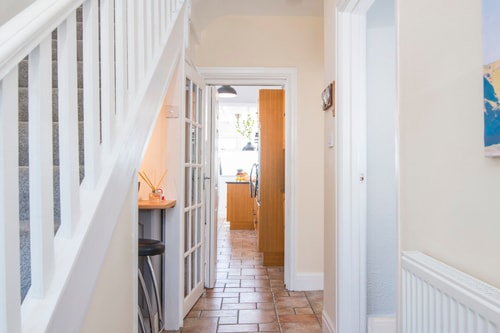 2BD Holiday Home Stunning views of the Sea & Gower 22 Hello Guest