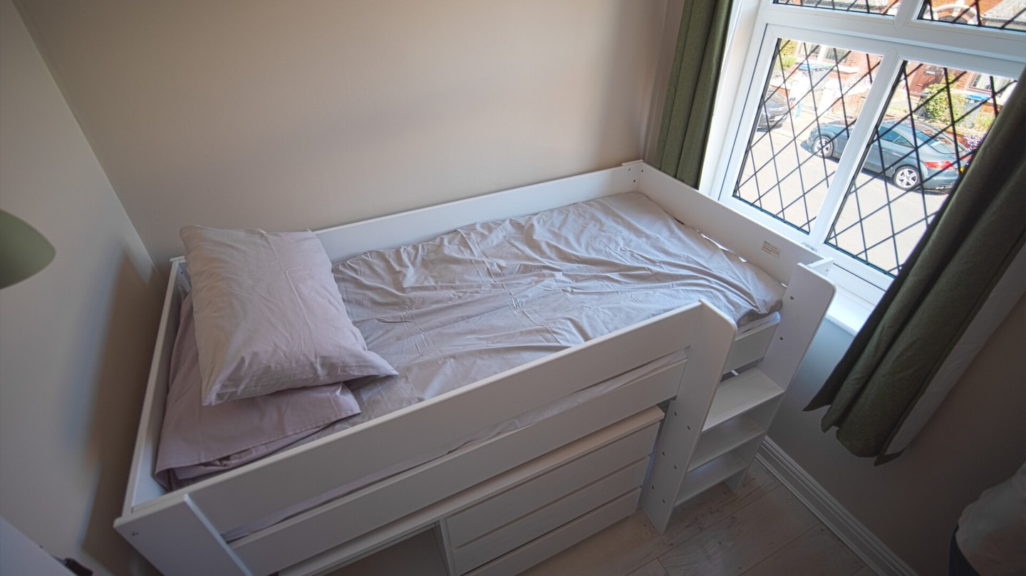 Spacious 3-Bed Home - Central Blackpool 9 Hello Guest