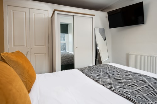 T&J House in Eyemouth: Cozy Coastal Retreat 7 Hello Guest