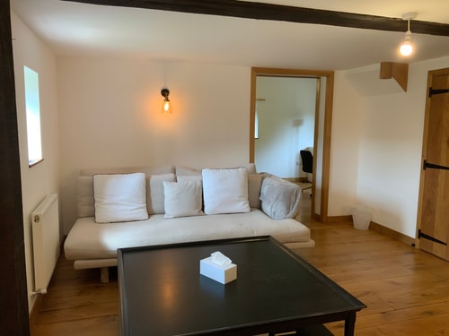 Delightful 4BD Home full of Flair Edenbridge Kent 5 Hello Guest