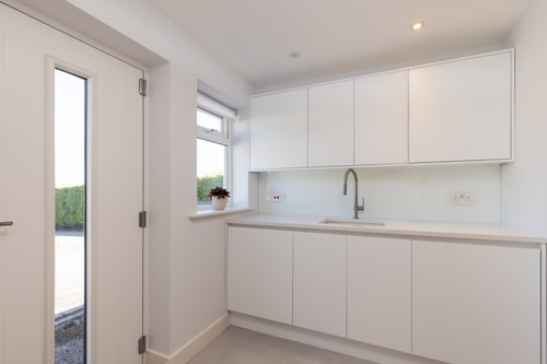 Spacious 4BD Smart Home in Idyllic Rural Setting 33 Hello Guest