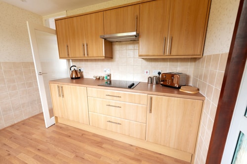 Spacious Family Bungalow with Garden for up to 7 14 Hello Guest