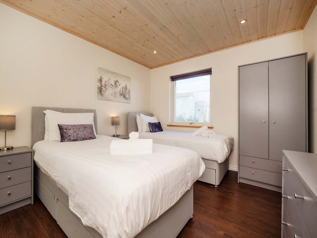 Luxury Lodge w/ Hot Tub on 400-Acre Estate 14 Hello Guest