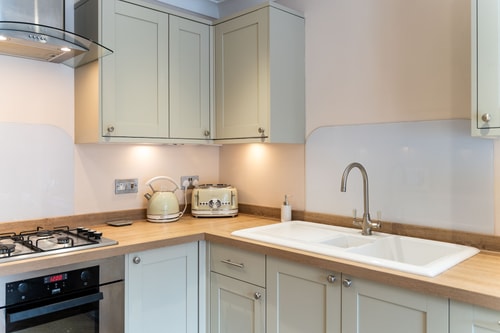 Tranquil 3BD Haven by the Sea in Littlehampton 6 Hello Guest