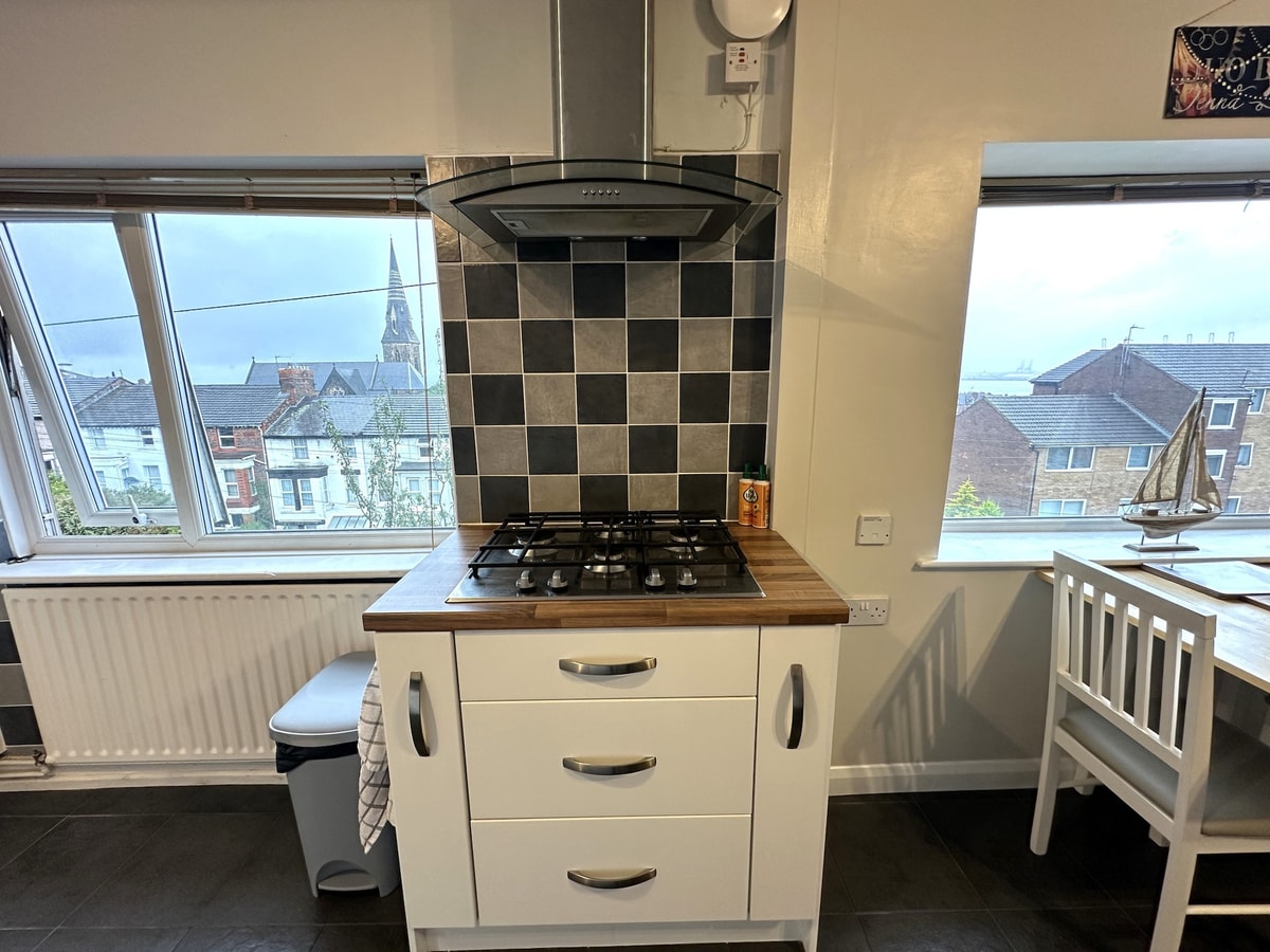 Bright Seaside Apartment with Stunning River Views 10 Hello Guest