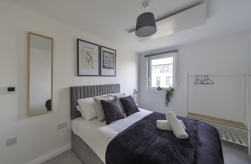 Stylish & Modern Flat 2 Min Walk to Ashford Outlet 4 Hello Guest