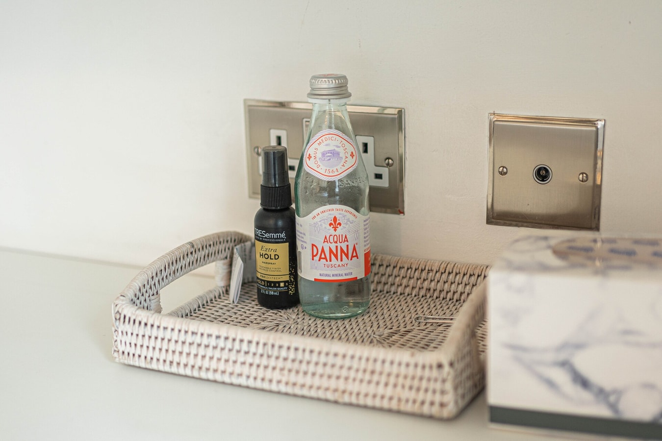 Stylish 3BD Flat in Prime Covent Garden Location 19 Hello Guest