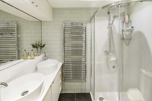 Beautiful 2-Bed Notting Hill Apt with Garden 16 Hello Guest