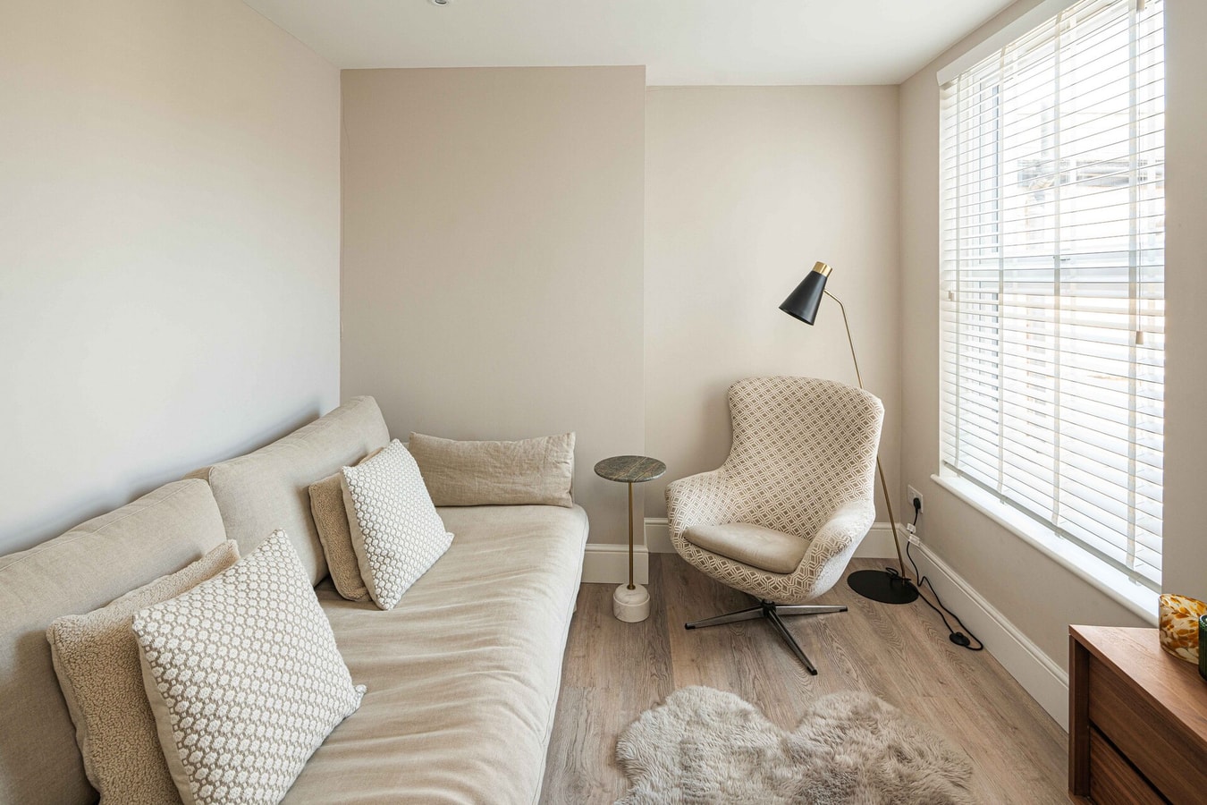 Stylish Crouch End 2B2B Flat - Sleeps 4 10 Hello Guest