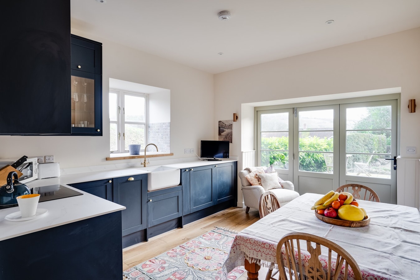 Charming Coach House Retreat Near Sherborne Abbey 16 Hello Guest