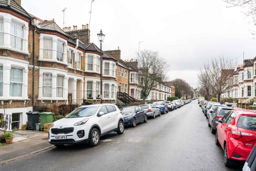 NEW Stylish 1 Bedroom Flat with Garden | London 17 Hello Guest