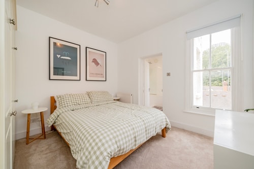 Marylebone Haven: Chic 1BD Flat Near Regent’s