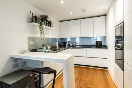 Apartment for 4 in the Heart of Shoreditch 3 Hello Guest